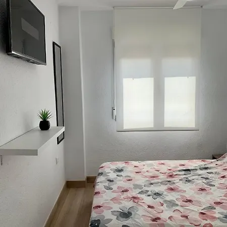 Atico Copacabana Familias Apartment *